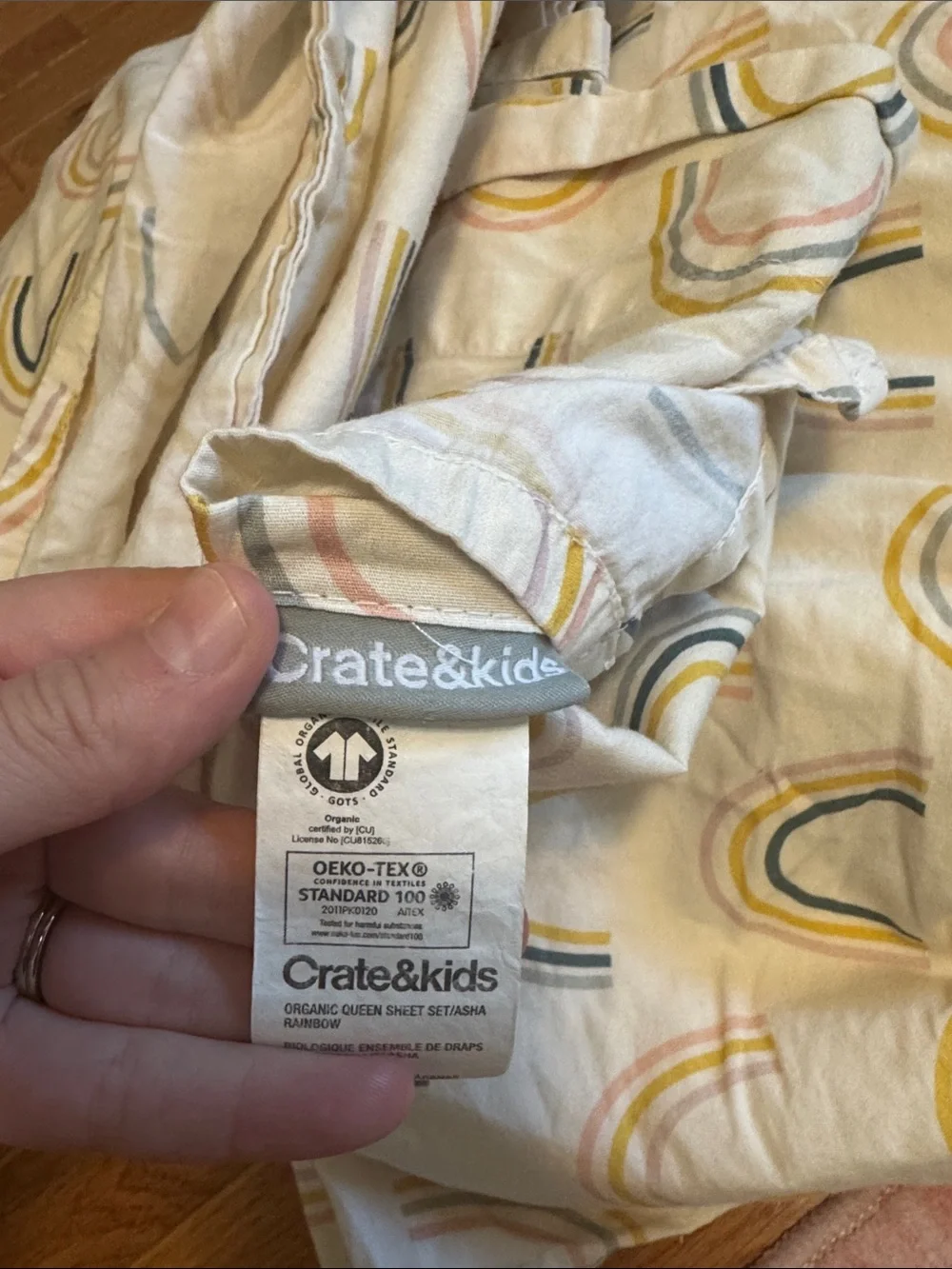 Crate&kids Organic Queen Sheet Set Rainbows 4 Pieces